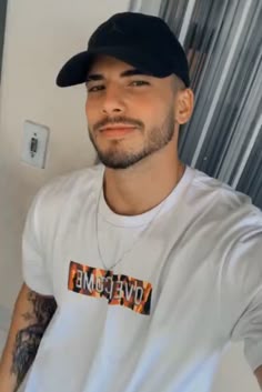 Carlos R.